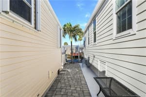 1092 Nettles Boulevard, Jensen Beach, FL 34957 - MLS#R11132977