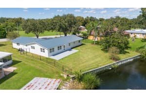 1301 SE 8th Avenue, Okeechobee, FL 34974 - MLS#R11132978