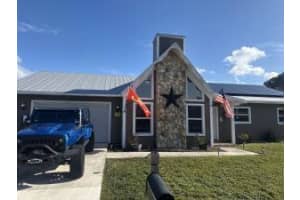 1297 Floresta Drive, Port Saint Lucie, FL 34983 - MLS#R11132987