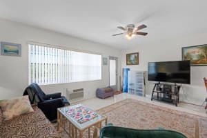 279 Coventry L, West Palm Beach, FL 33417 - MLS#R11132996