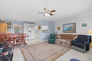 279 Coventry L, West Palm Beach, FL 33417 - MLS#R11132996
