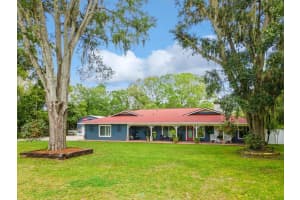 1950 Foxhollow Drive E, Auburndale, FL 33823 - MLS#R11133023