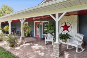 1950 Foxhollow Drive E, Auburndale, FL 33823 - MLS#R11133023