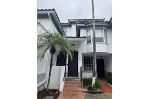 701 SW 148th Avenue 104, Sunrise, FL 33325 - MLS#R11133056