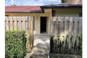 4290 Woodstock Drive D, West Palm Beach