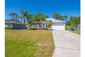 1171 Larkspur Street SE, Palm Bay, FL 32909 - MLS#R11133083