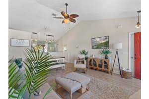 1171 Larkspur Street SE, Palm Bay, FL 32909 - MLS#R11133083