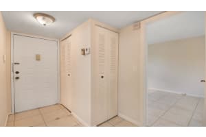 7118 Golf Colony Court 105, Lake Worth, FL 33467 Sold 12/23/25