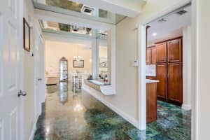 6827 Fountains Circle, Lake Worth, FL 33467 - MLS#R11133134