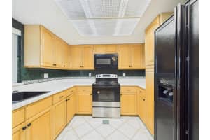 2265 44th Avenue, Vero Beach, FL 32966 - MLS#R11133153