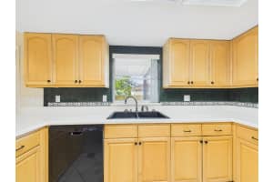 2265 44th Avenue, Vero Beach, FL 32966 - MLS#R11133153