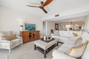 1601 Marina Isle Way, Jupiter, FL 33477 - MLS#R11133161