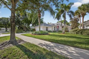 5045 SE Inkwood Way, Hobe Sound, FL 33455 - MLS#R11133167