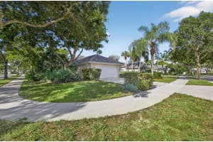 5045 SE Inkwood Way, Hobe Sound, FL 33455 - MLS#R11133167