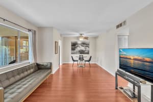100 Royal Palm Way Way 303, Boca Raton, FL 33432 - MLS#R11133185