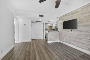 612 Executive Center Drive 3107, West Palm Beach, FL 33401 - MLS#R11133189