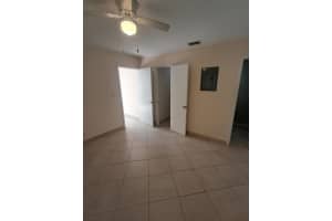 1021 Selkirk Street N B, West Palm Beach, FL 33405 - MLS#R11133196