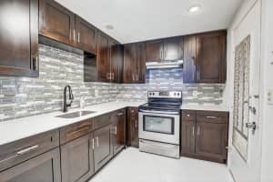 4770 Nw 10th Court 104, Plantation