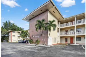 4770 NW 10th Court 104, Plantation, FL 33313 - MLS#R11133232