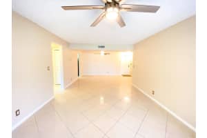 612 Nw 13th Street 27, Boca Raton