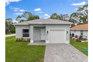 1395 17th Court, Vero Beach, FL 32962 - MLS#R11133252