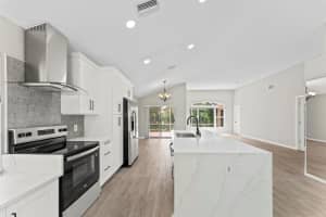 2022 Bonisle Circle, Riviera Beach