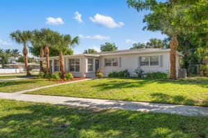 702 S 12th Street, Lantana, FL 33462 - MLS#R11133279