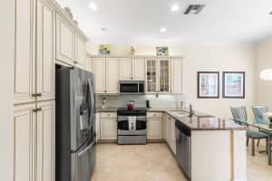 10815 Summerville Way, Boynton Beach, FL 33437 Sold 12/01/25