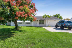2009 Se Hideaway Circle, Port Saint Lucie