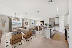 5422 Hampton Park Circle, Vero Beach, FL 32966 - MLS#R11133348