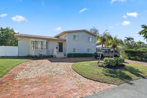 4850 NE 28th Avenue, Fort Lauderdale, FL 33308 - MLS#R11133376