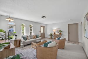 142 W Palmetto Road, Lake Worth, FL 33467 - MLS#R11133413