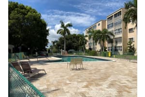 219 NE 14th Avenue 407, Hallandale Beach, FL 33009 - MLS#R11133426