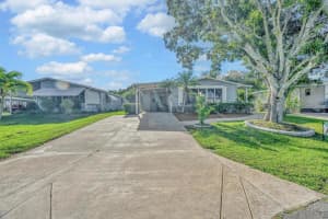 2967 Fiddlewood Circle, Port Saint Lucie, FL 34952 - MLS#R11133452