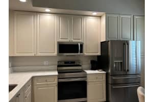 33 Harbour Isle Drive W 303, Fort Pierce, FL 34949 - MLS#R11133455