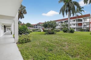 581 Blue Heron Drive 206-B, Hallandale Beach, FL 33009 - MLS#R11133460