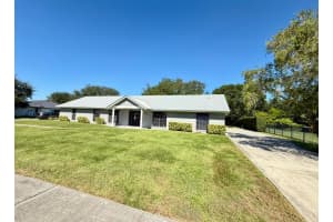 411 W Avenida Del Rio, Clewiston, FL 33440 - MLS#R11133502