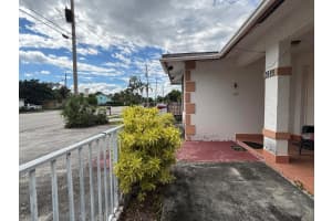 2699 Summit Boulevard, West Palm Beach, FL 33406 - MLS#R11133530