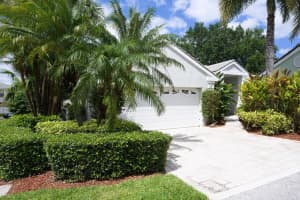 32 Admirals Court, Palm Beach Gardens, FL 33418 - MLS#R11133538