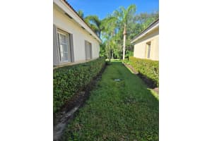 2297 Windjammer Way, West Palm Beach, FL 33411 - MLS#R11133563