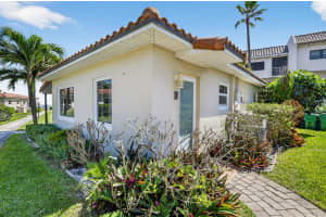 1225 Hillsboro Mile N2, Hillsboro Beach, FL 33062, Hillsboro Beach, FL 33062 - MLS#R11133599