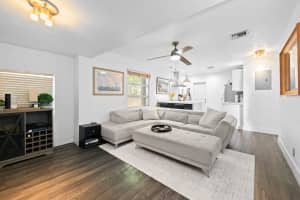 1140 SW 9th Avenue, Fort Lauderdale, FL 33315 - MLS#R11133626