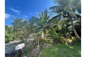 1669 NE Amy Avenue, Jensen Beach, FL 34957 Sold 12/16/25