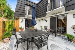 145 Woodland Road, Palm Springs, FL 33461 - MLS#R11133642