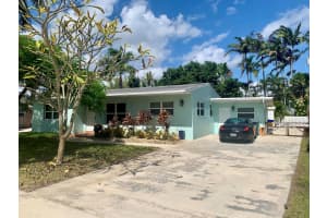 1423 Crest Drive, Lake Worth, FL 33461 Sold 12/01/25