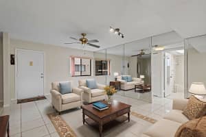 5100 Las Verdes Circle 119, Delray Beach, FL 33484 - MLS#R11133672