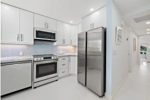 300 S Ocean Boulevard 2e, Palm Beach, FL 33480 - MLS#R11133679