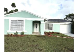 1914 SE Redwing Circle, Port Saint Lucie, FL 34952 - MLS#R11133688