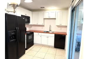 1914 SE Redwing Circle, Port Saint Lucie, FL 34952 - MLS#R11133688