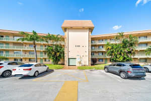 300 Village Green Circle S 206, Palm Springs, FL 33461 - MLS#R11133713